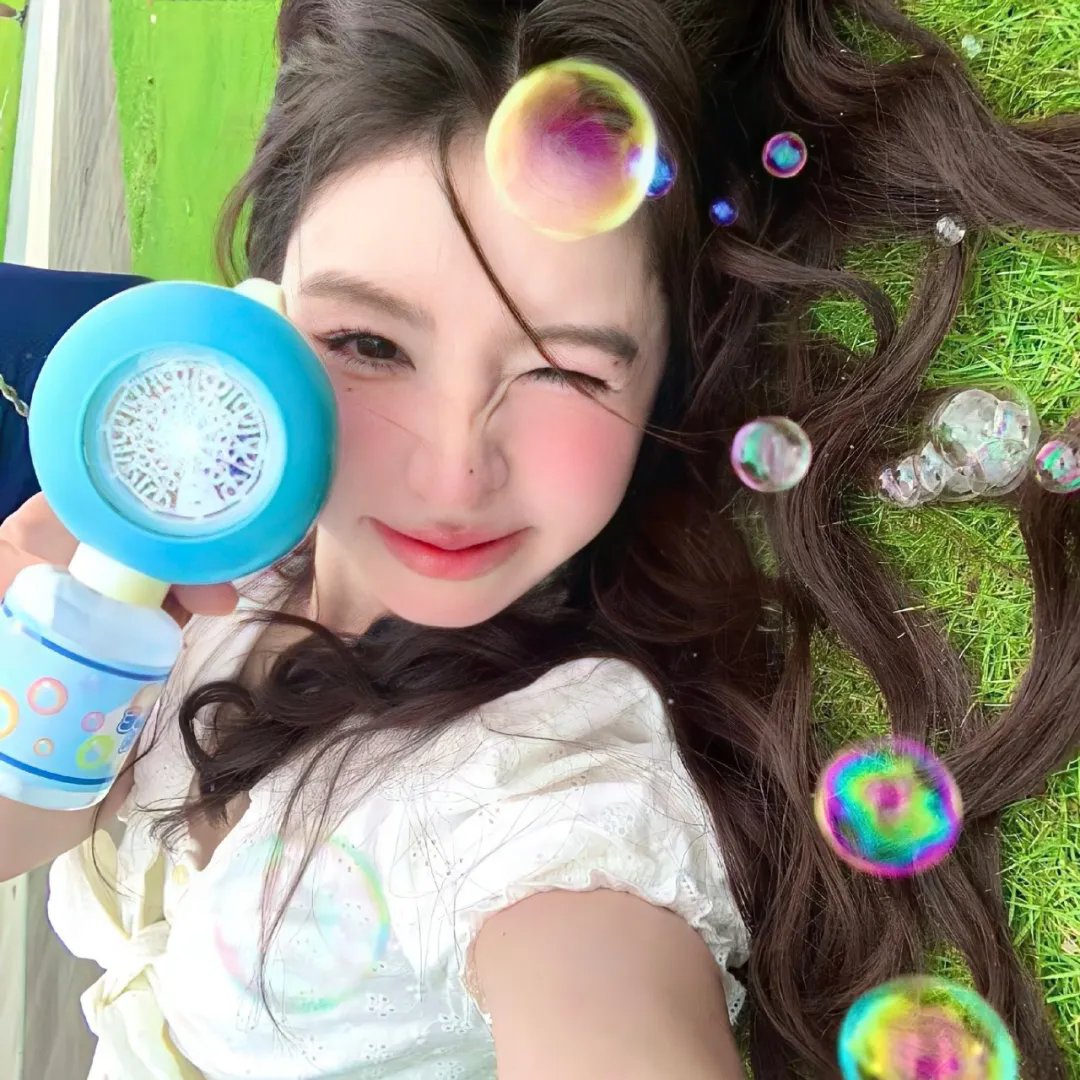 我的龙主身份被女儿曝光了